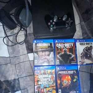 Ps4 with controller and headset